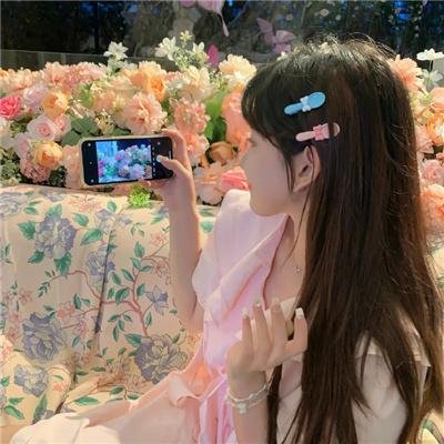 比基尼月亮